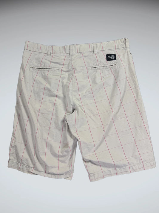 back view, Vintage Nike Plaid Check Summer Shorts, vintage Y2K second hand piece