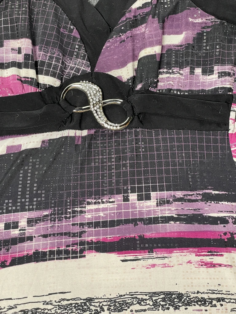 detail view, Belted Graphic Top, vintage Y2K second hand piece, image 6