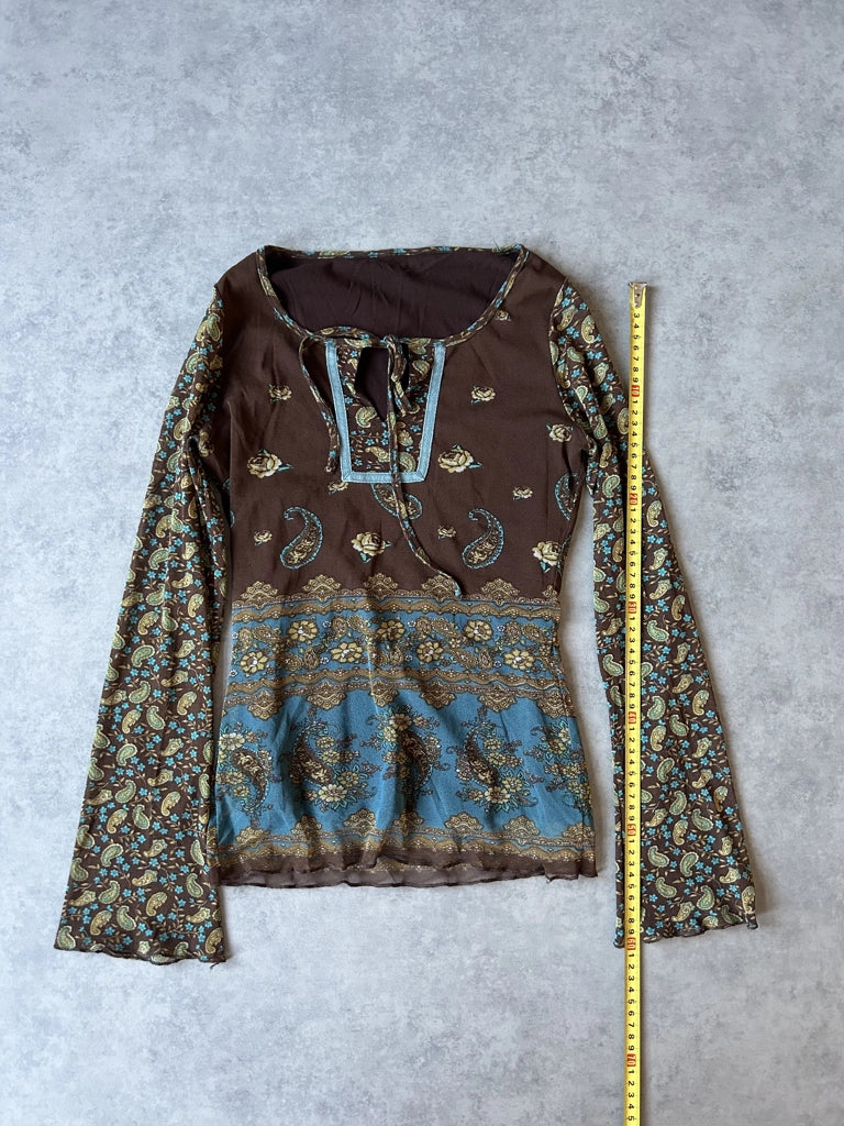detail view, Y2K Brown Mesh Top, vintage Y2K second hand piece, image 9