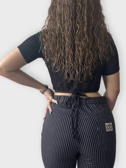 Y2K Black Ribbed Tie Front Crop Top (L)