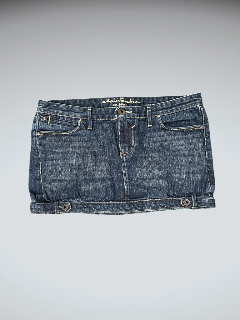 front view, Abercrombie Dark Wash Vintage Denim Skirt, vintage Y2K second hand piece