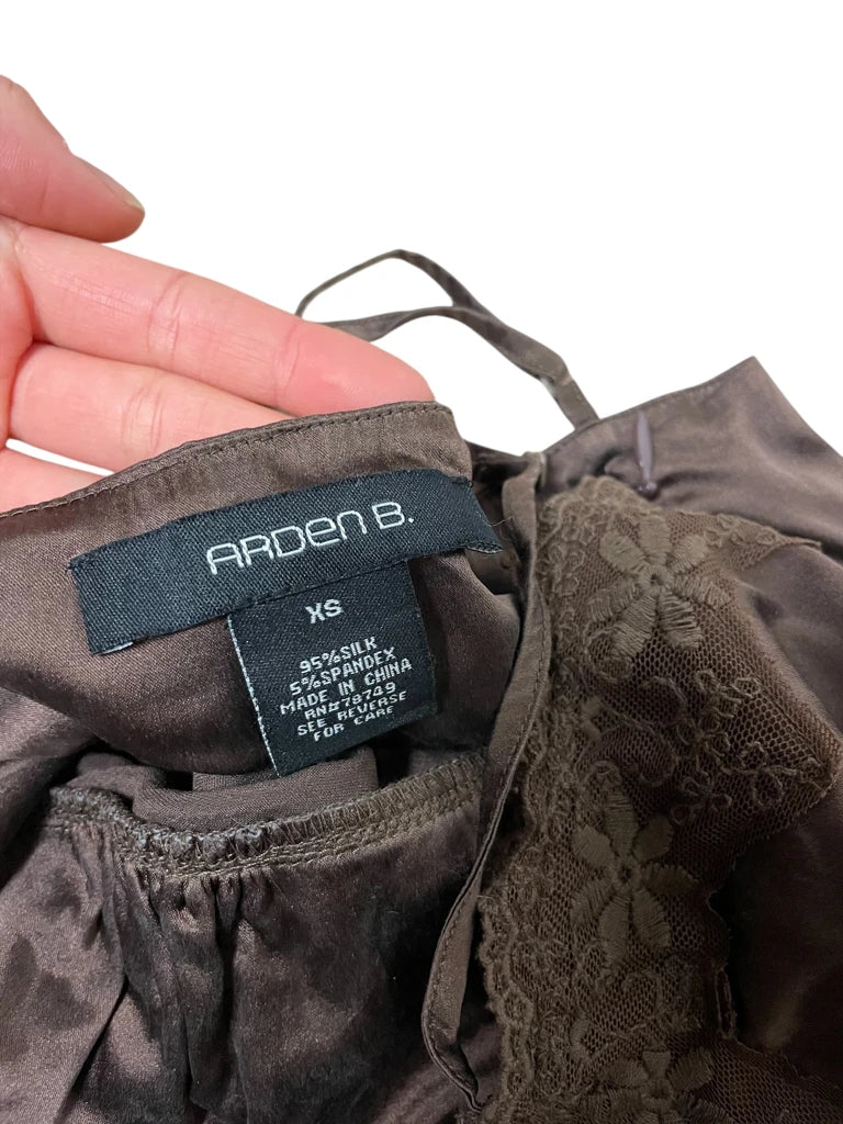 detail view, Arden B. Satin Sin – Dark Brown Camisole, vintage Y2K second hand piece, image 5