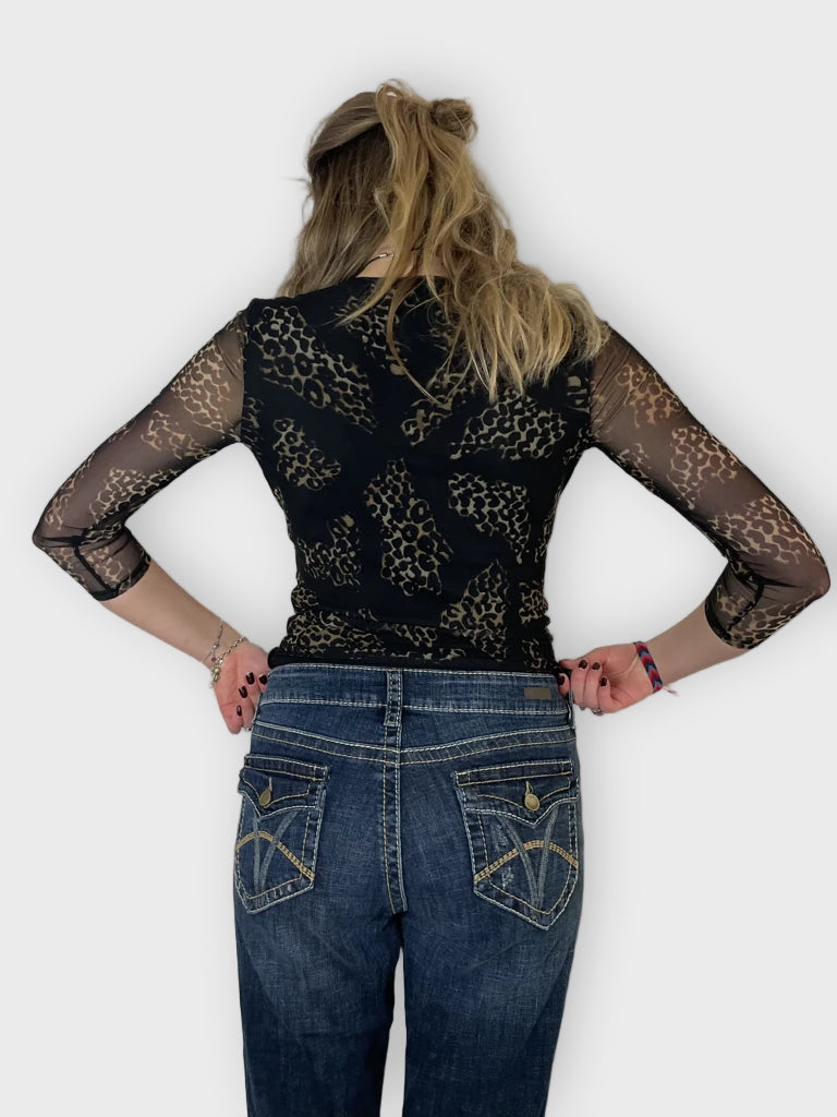 back view, DKNY Leopard Shirt, vintage Y2K second hand piece