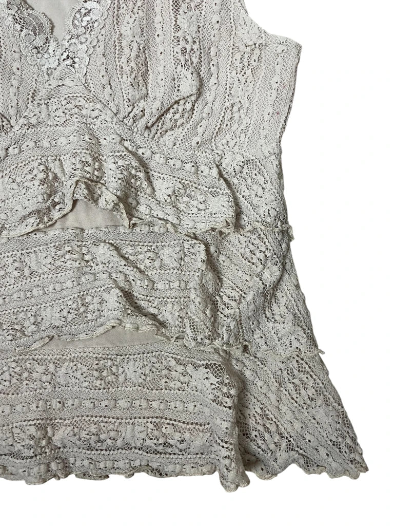 detail view, Apt.9 Softcore – Nude Crochet Sleeveless, vintage Y2K second hand piece, image 5
