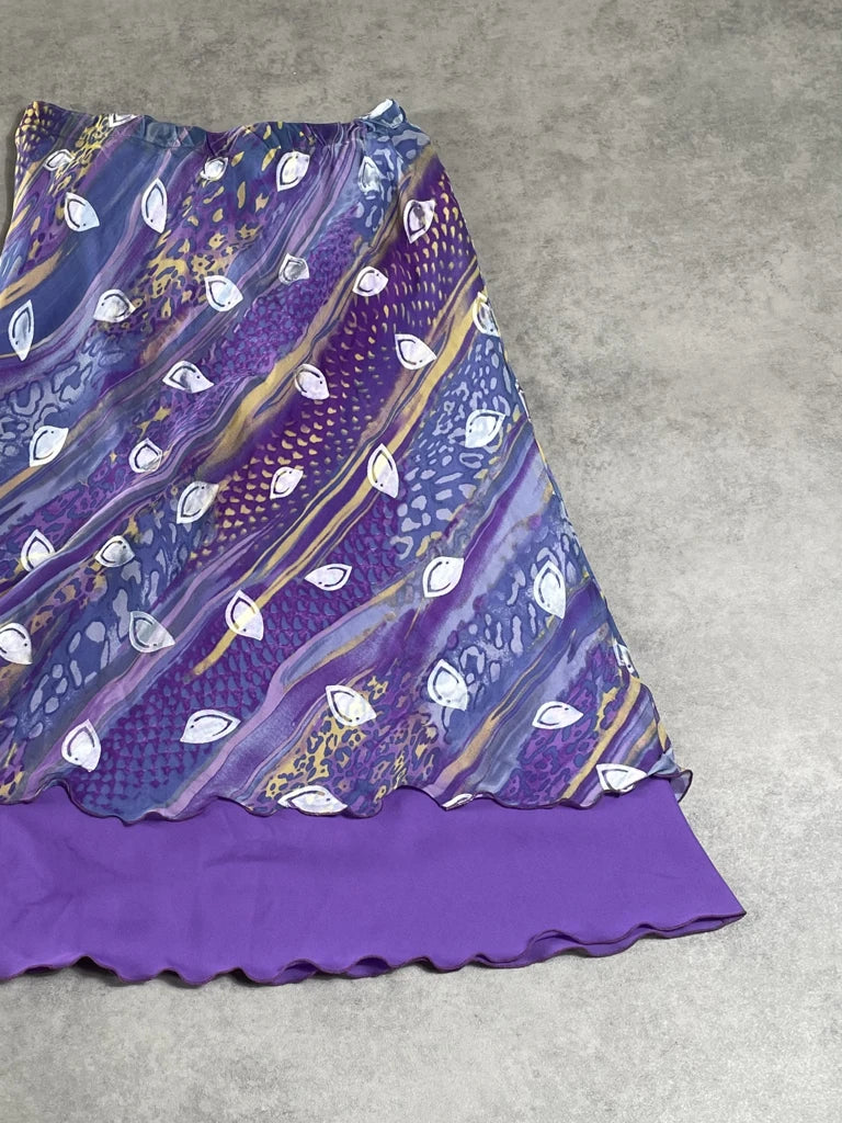 detail view, liola purple mesh skirt, vintage Y2K second hand piece, image 4