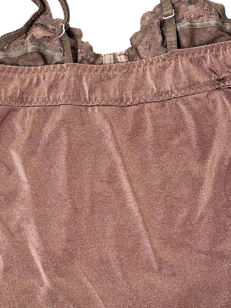 detail view, Brown Floral Lace Camisole, vintage Y2K second hand piece