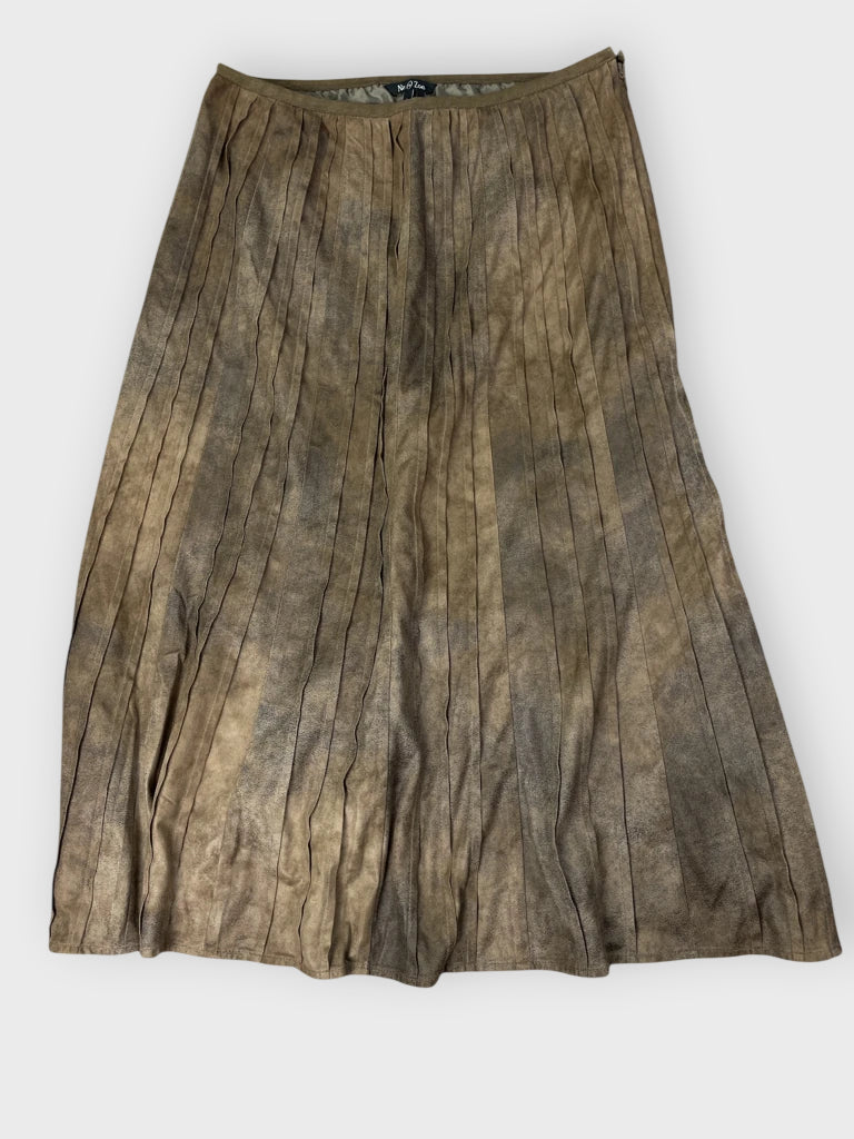 front view, Nie + Zoe Earth-tone patterned skirt by Nic + Zoe, vintage Y2K second hand piece