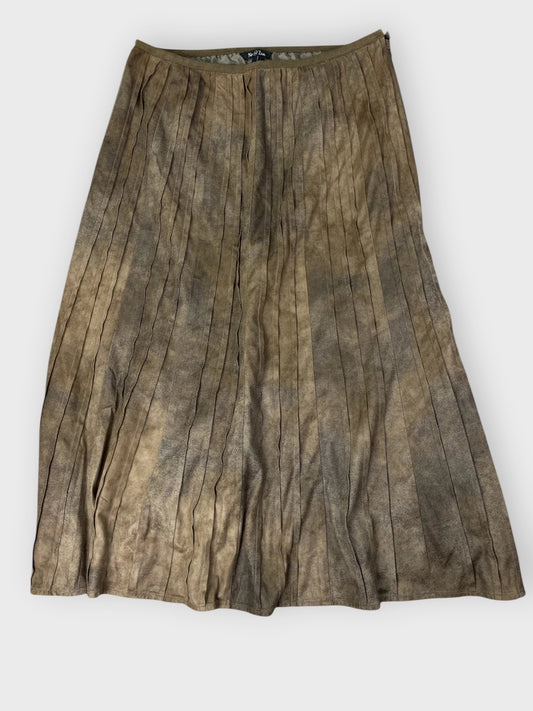 front view, Nie + Zoe Earth-tone patterned skirt by Nic + Zoe, vintage Y2K second hand piece