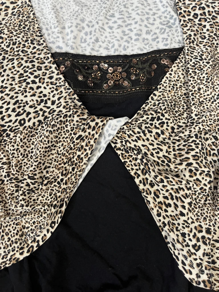 detail view, Niama Woman Leopard Long Sleeve Shirt, vintage Y2K second hand piece