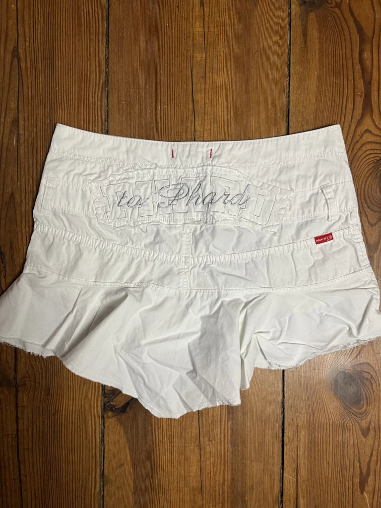 detail view, Phard White Miniskirt, vintage Y2K second hand piece, image 4