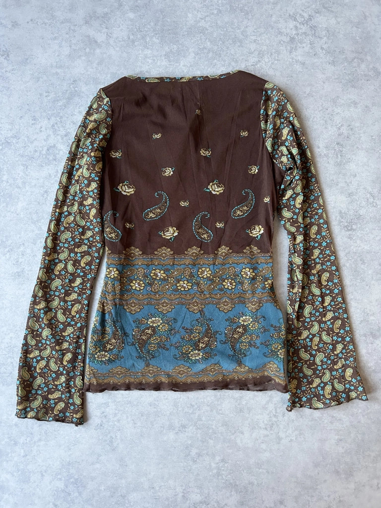 detail view, Y2K Brown Mesh Top, vintage Y2K second hand piece, image 7