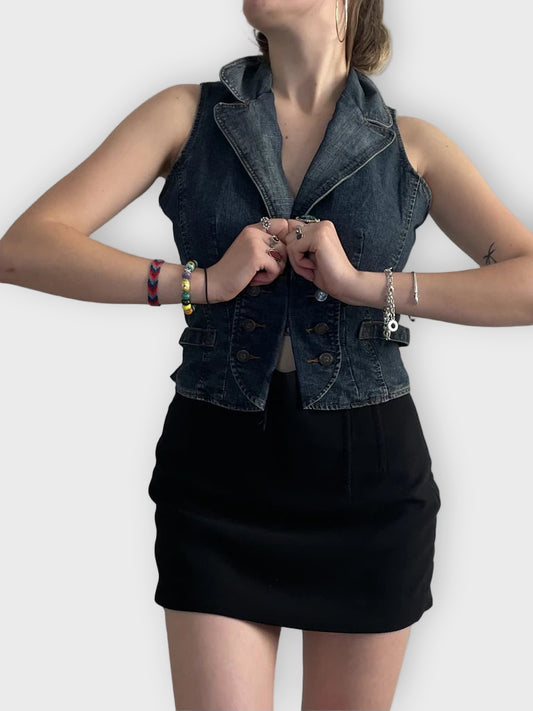 back view, Refuge rebel brass – dark denim vest, vintage Y2K second hand piece