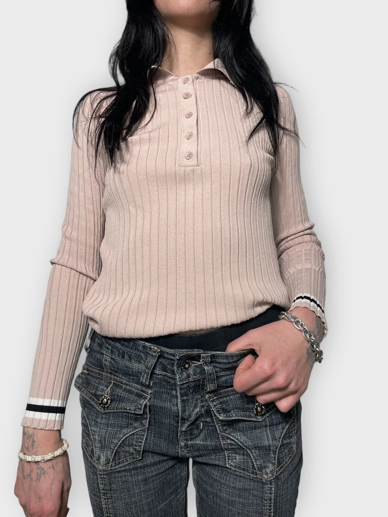 front view, Mdrn Pastel Pink Jumper, vintage Y2K second hand piece