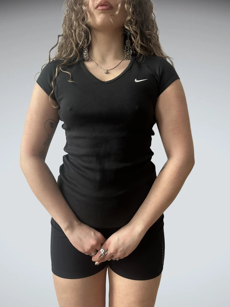 front view, Black Nike Sports Top, vintage Y2K second hand piece