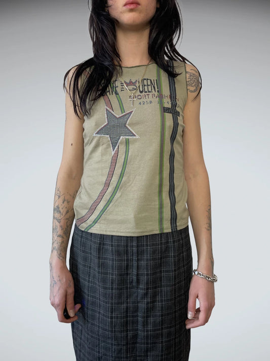 front view, BNE Save the Queen Kaki Top, vintage Y2K second hand piece