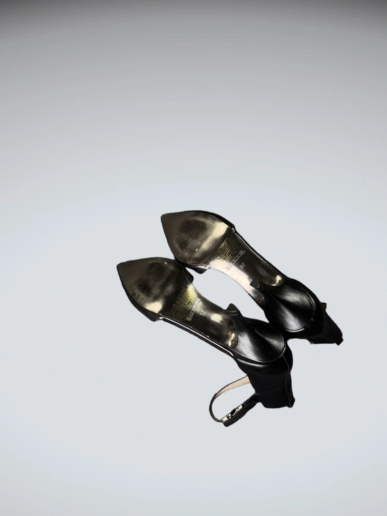 detail view, Edgy Diesel Black Kitten Heel Pumps, vintage Y2K second hand piece, image 4