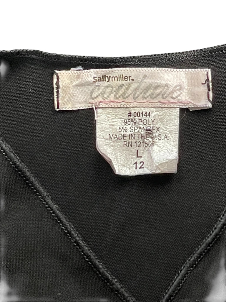 detail view, Sally Miller Simple Black Fitted Top, vintage Y2K second hand piece