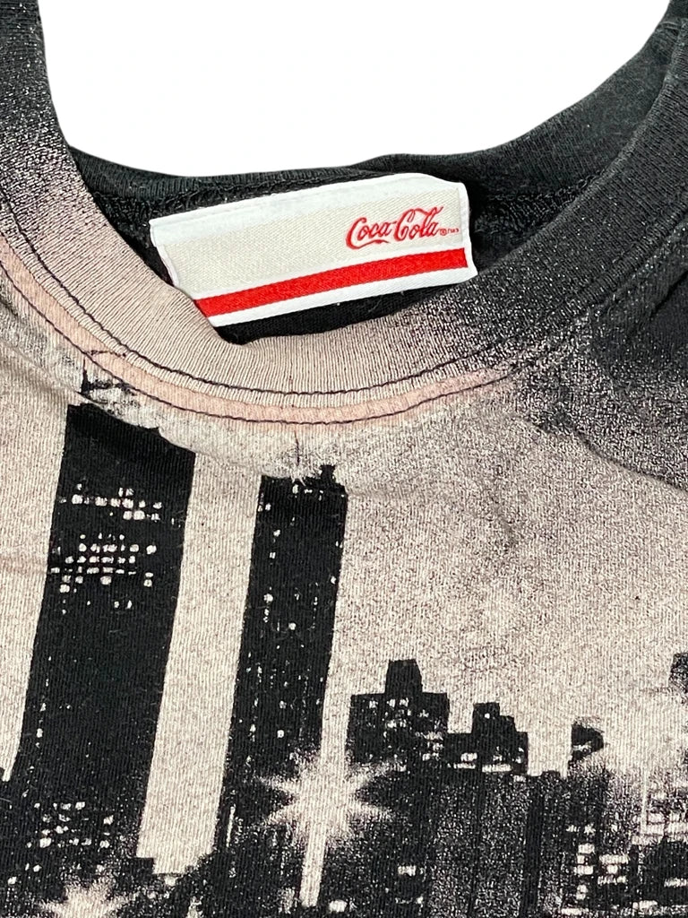 detail view, City Lights Coca Cola Tee, vintage Y2K second hand piece