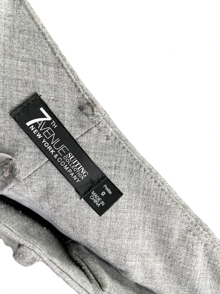 back view, 7Avenue Soft Grey Wide Leg Cargo Pants with Button Detail, vintage Y2K second hand piece