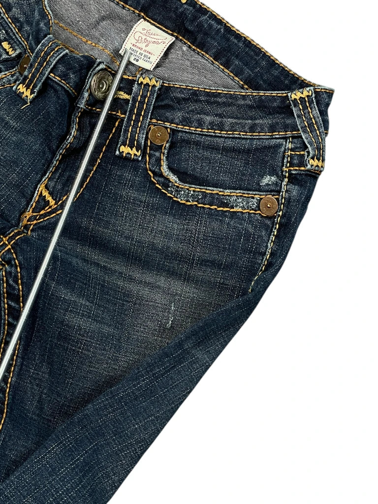 detail view, True Religion Dark Blue Flare Jeans with Yellow Stitching, vintage Y2K second hand piece, image 4