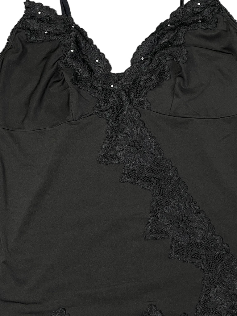 detail view, Delicates Black Lace Trim Vintage Top, vintage Y2K second hand piece, image 4