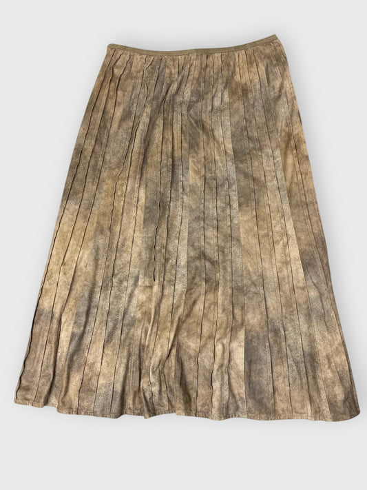 back view, Nie + Zoe Earth-tone patterned skirt by Nic + Zoe, vintage Y2K second hand piece