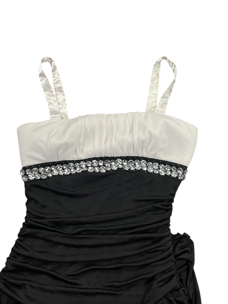detail view, Jolie Urban Noir Chic Mini Dress, vintage Y2K second hand piece