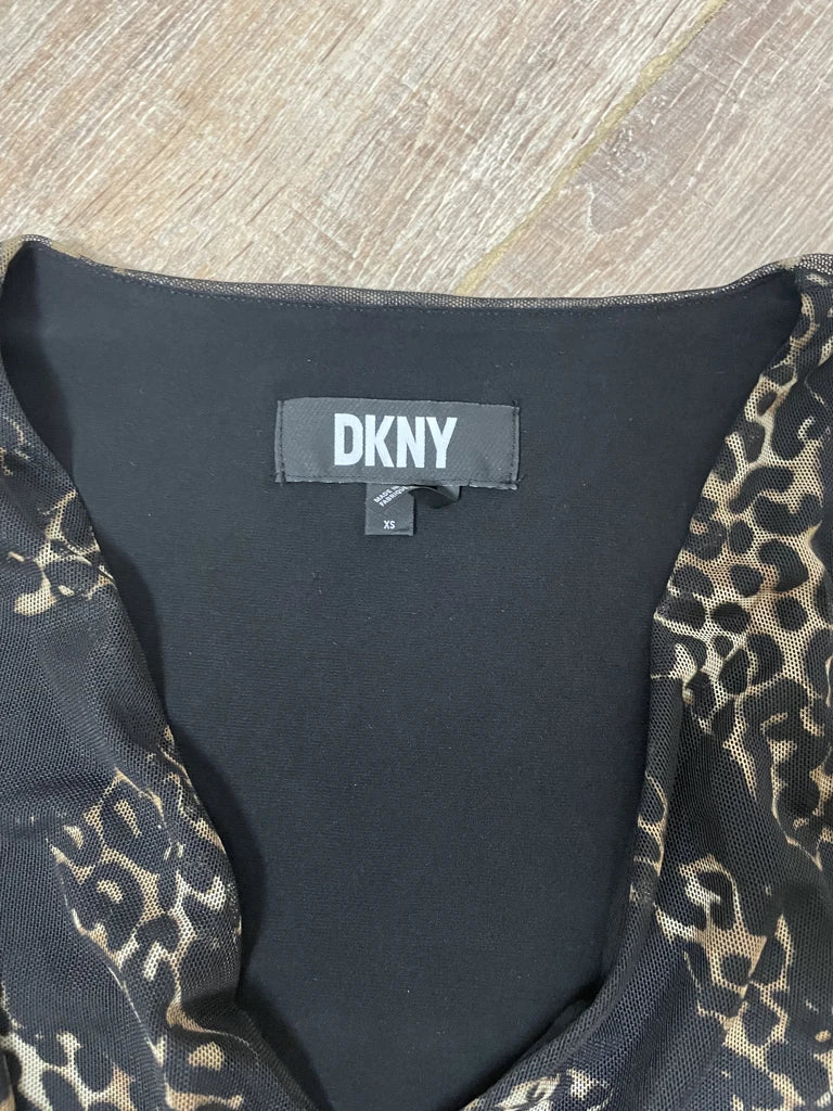 detail view, DKNY Leopard Shirt, vintage Y2K second hand piece, image 5