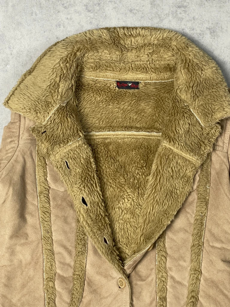 detail view, Fur Jacket, vintage Y2K second hand piece, image 4