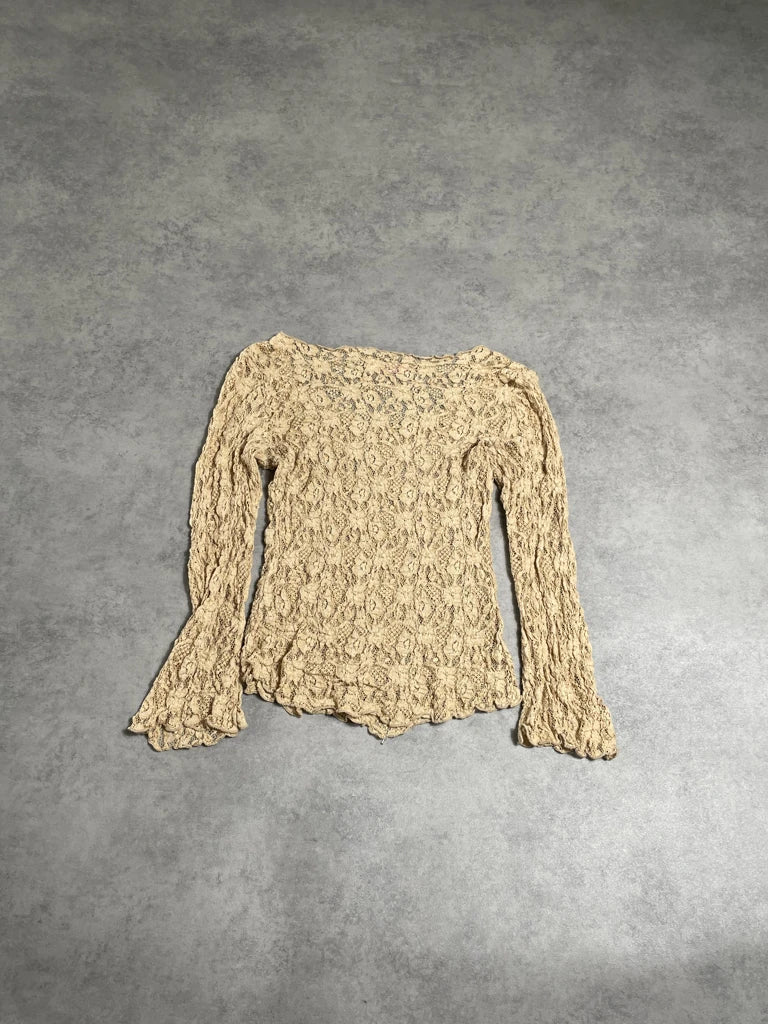 detail view, Xi lace long sleeve top, vintage Y2K second hand piece, image 5