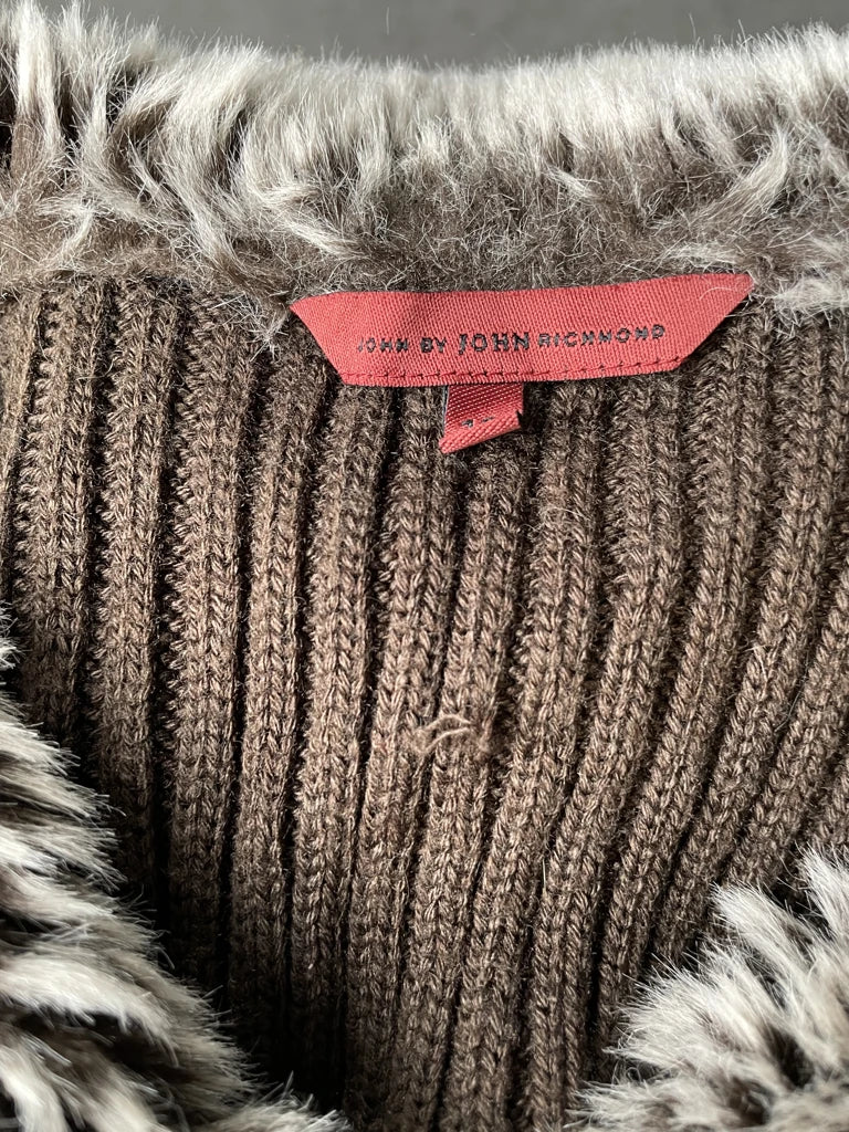 detail view, John Richmond Fur Jacket, vintage Y2K second hand piece