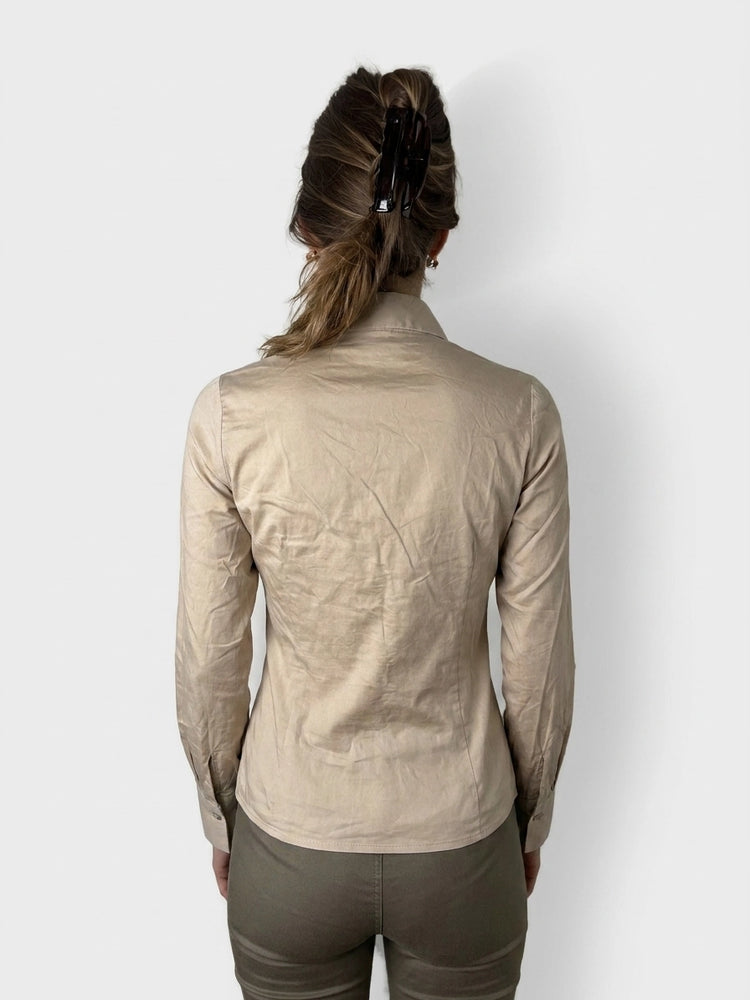 Sleek Ruched Button-Up Blouse in Beige (M)
