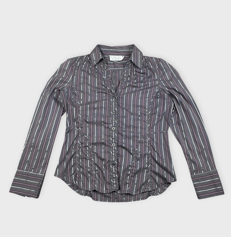 Elegant Striped Button-Up Shirt with Flair (S)