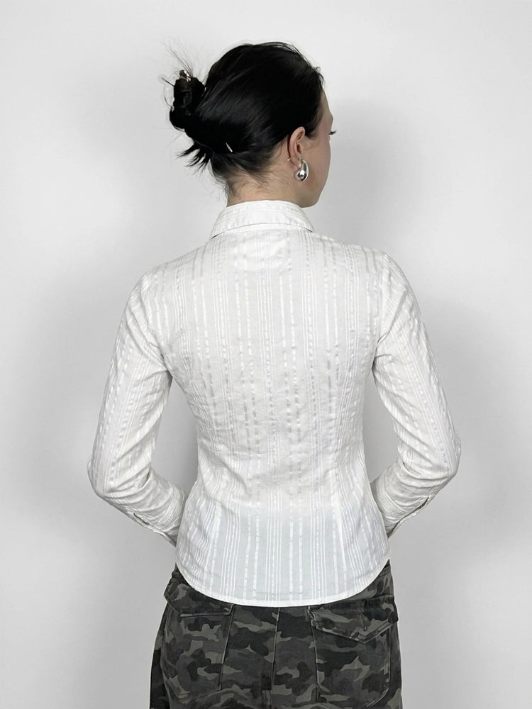 Textured White Button-Up Shirt for Casual Chic (M)