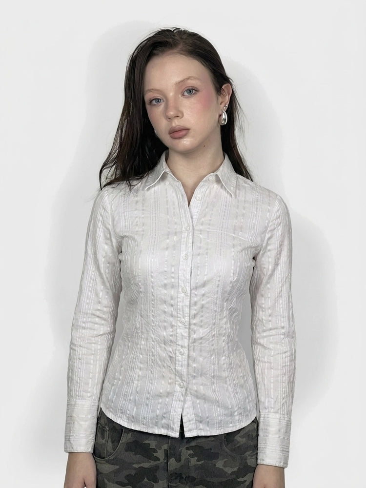 Textured White Button-Up Shirt for Casual Chic (M)