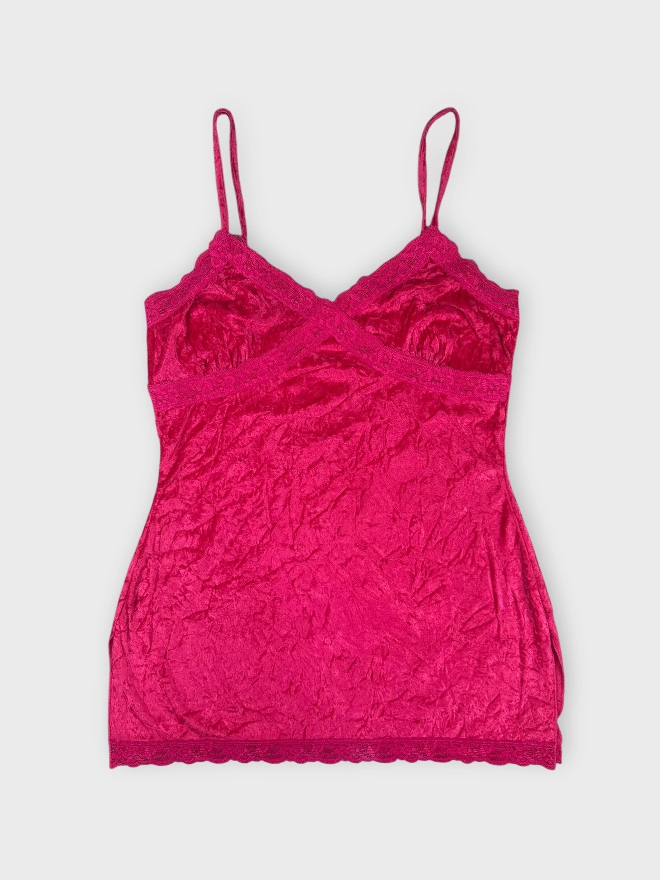 Vibrant fuchsia lace camisole with a scalloped trim front view