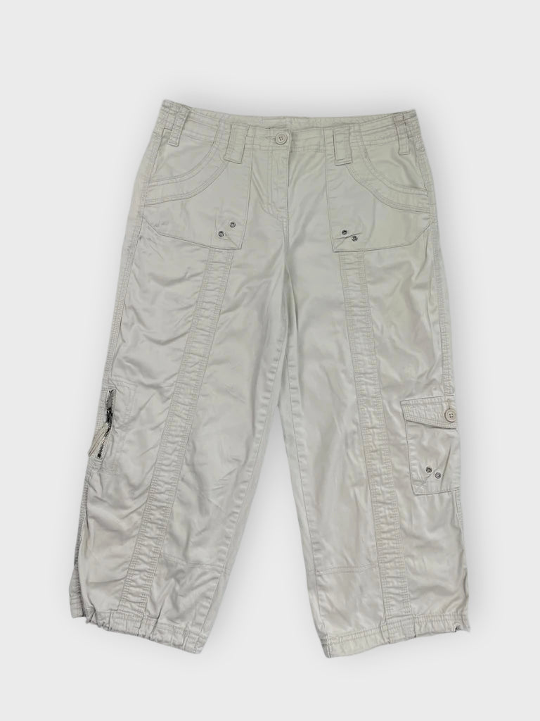 front view, Style & CO White Utility Cropped Cargo Pants with Drawstring Hem, vintage Y2K second hand piece