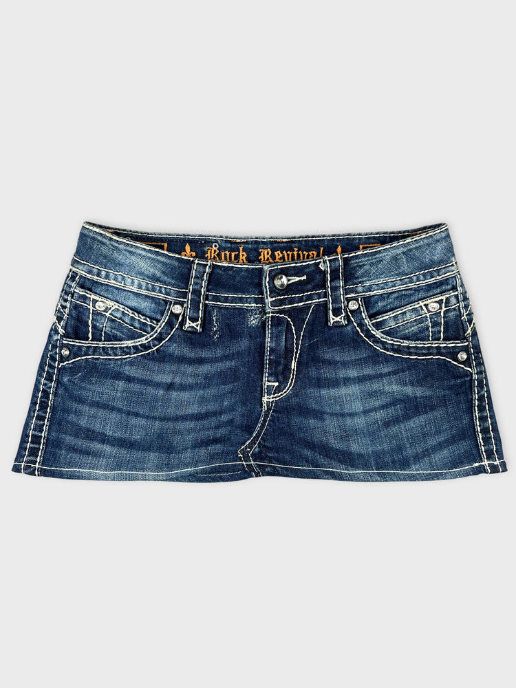 Edgy Denim Mini Shorts with Unique Stitching (W31 / L)