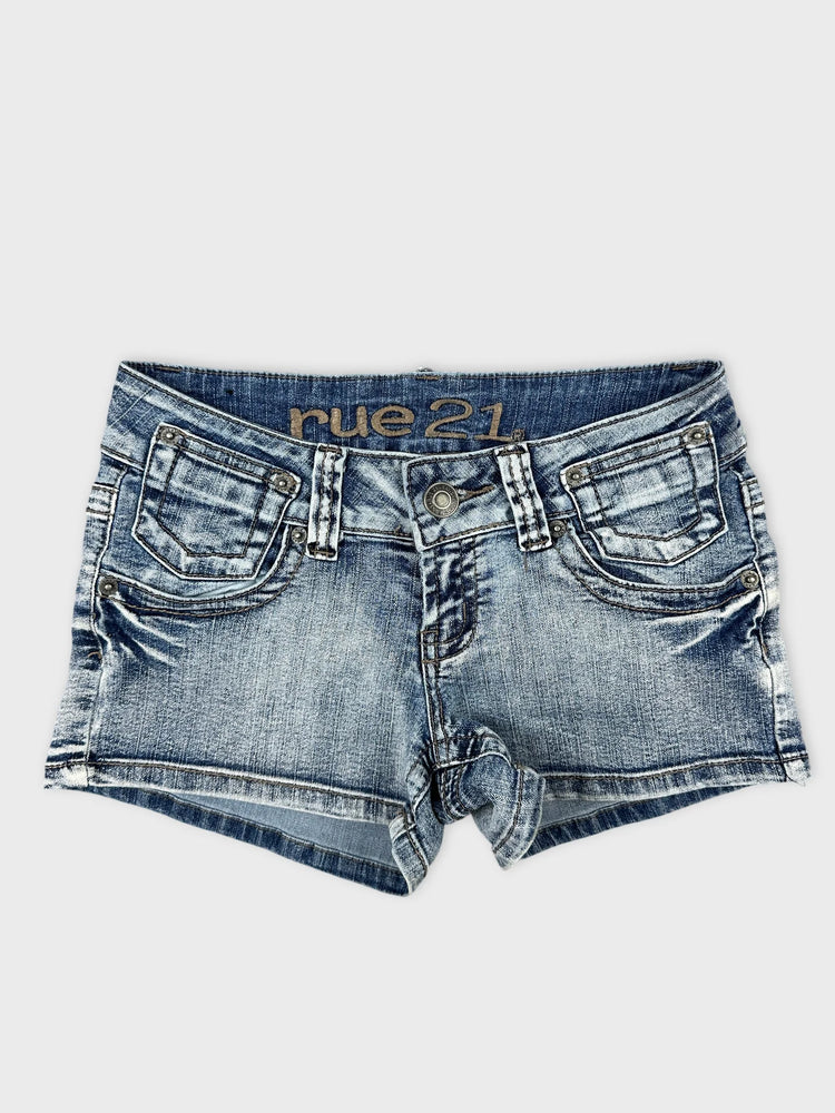 Distressed Denim Shorts with Edgy Vibe (XS)