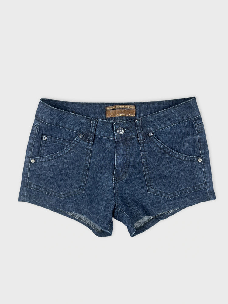 Dark Denim Shorts with Chic Cut (W30 / L)
