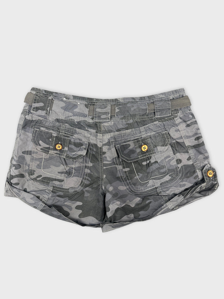 Camo Cargo Shorts with Tie Detail (W30 / L)