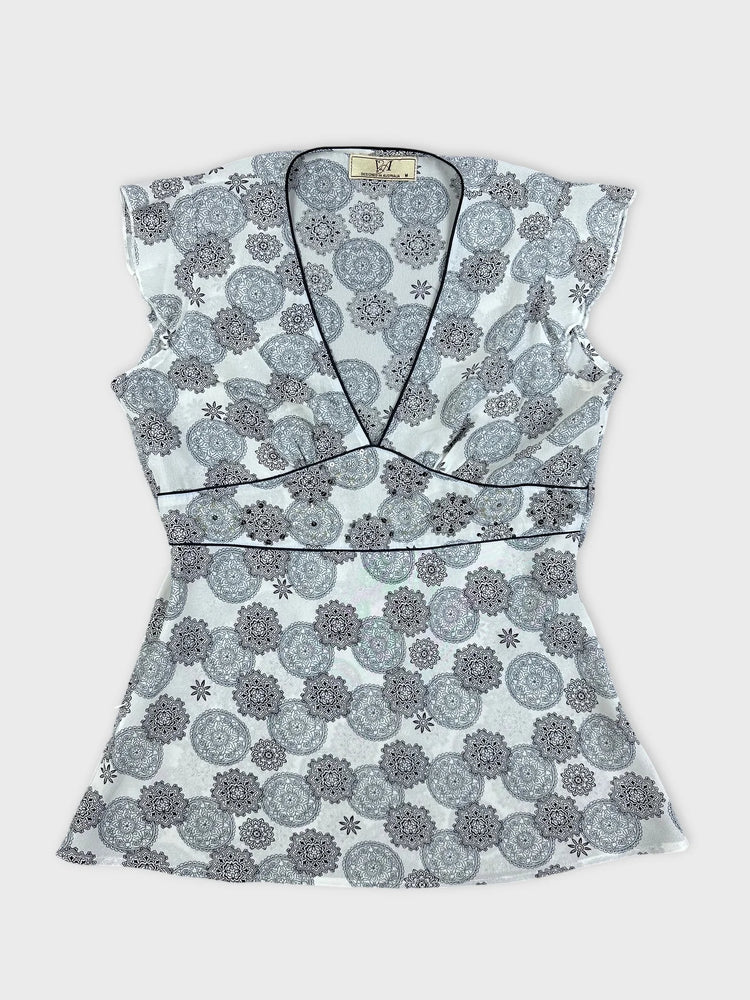 Floral V-Neck Top with Ruffled Sleeves (M)