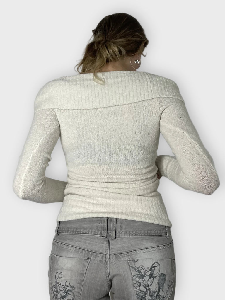 White Sweater (M)
