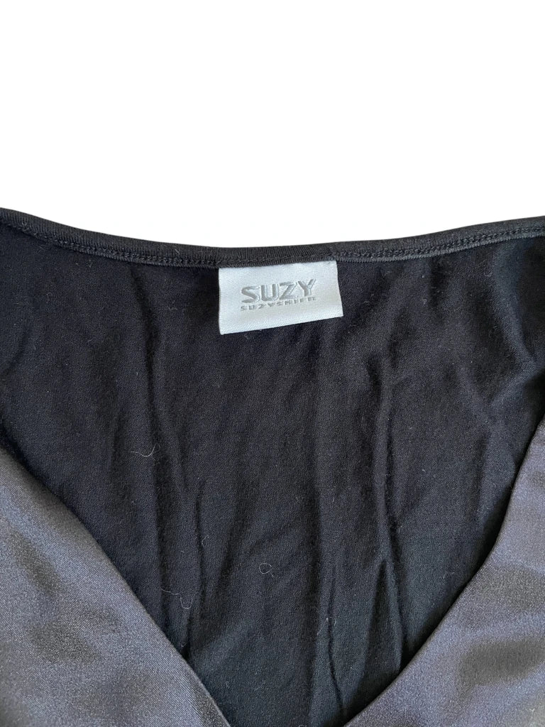 night flow – deep v black tank (S)
