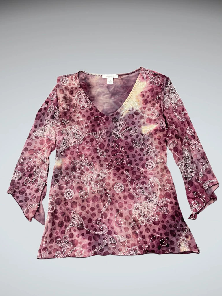 V-cut pink paisley pattern blouse by Dressbarn (ONESIZE)