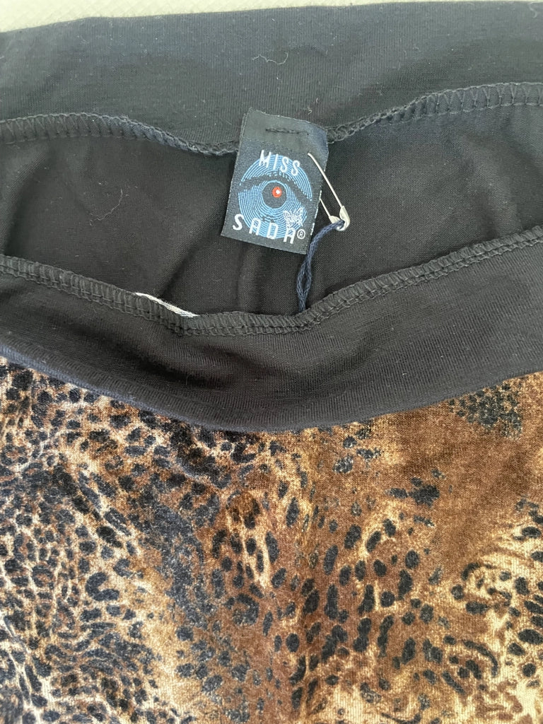 Leopard Print Off Shoulder Crop Top (XS)