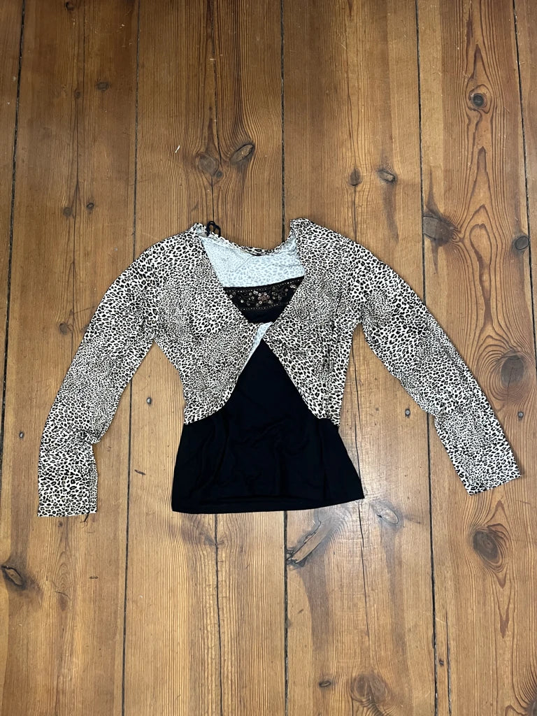 Leopard longsleeve shirt