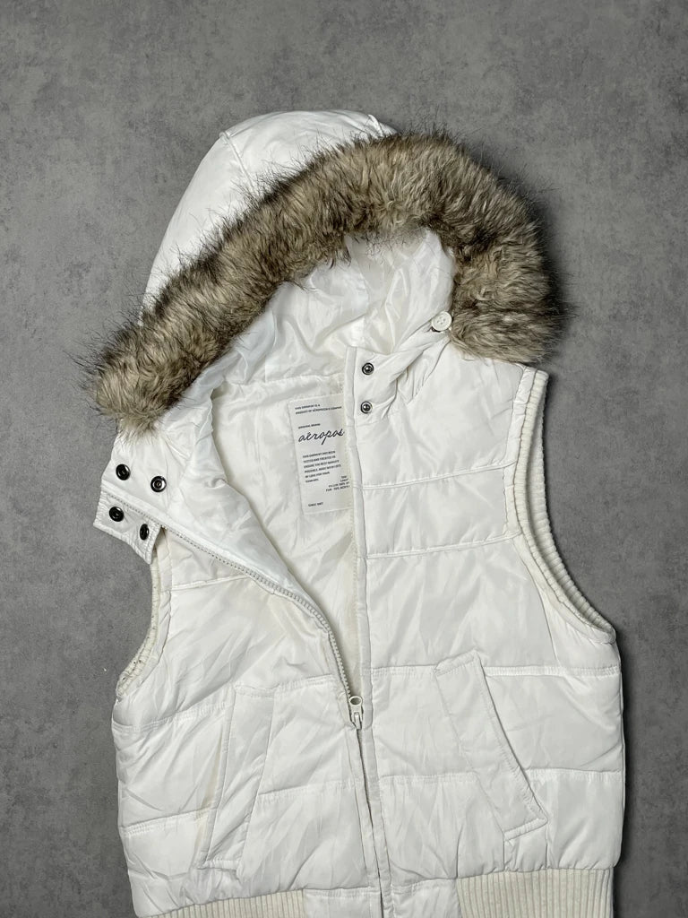 gilet with fur