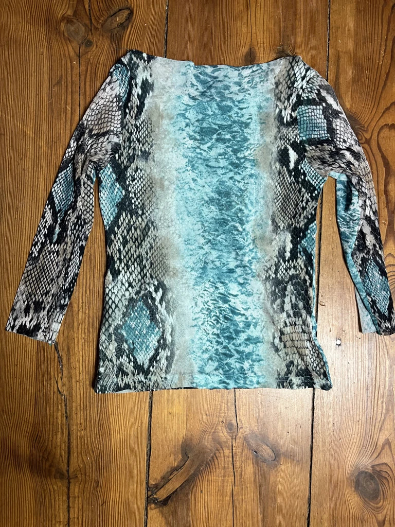 Longsleeve with Snake Print