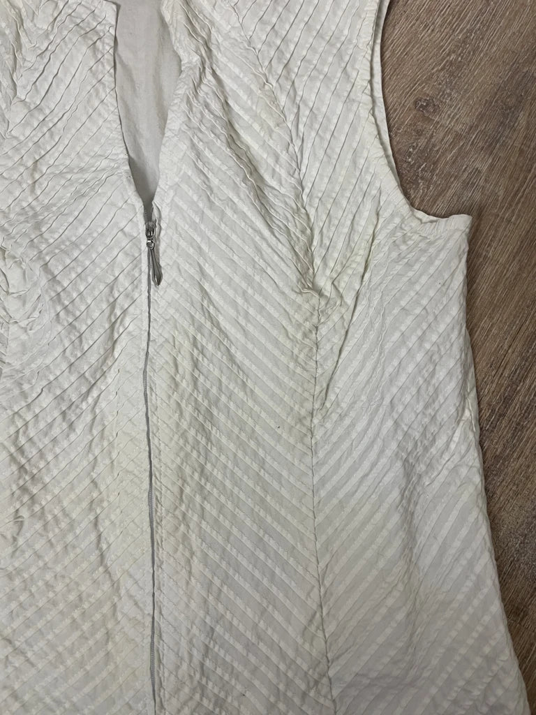 White vest